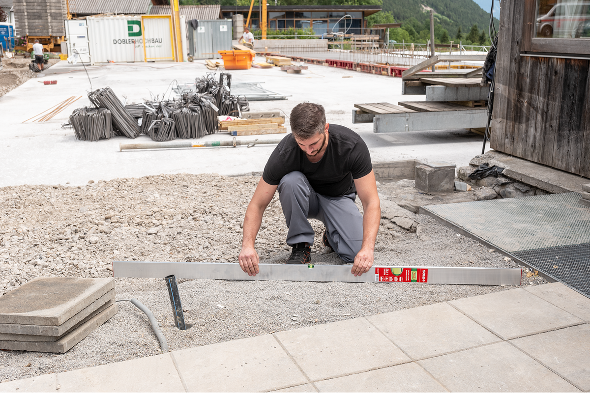 DREPTAR DE SAPA CU 1 BULA SOLA SLN1